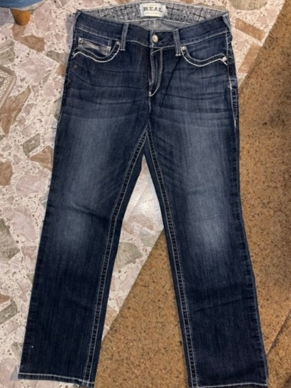 Ariat